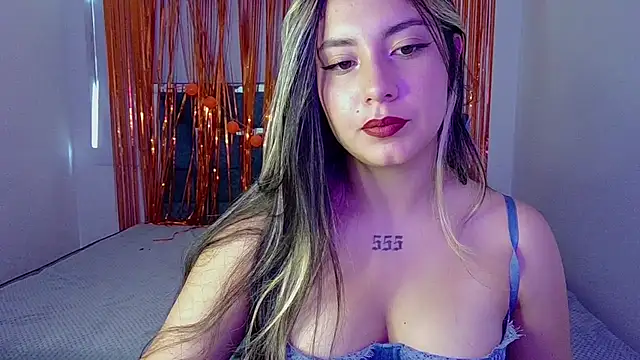 Snapshot of Lia_14_ chatting on November 2025 12:29:02 PM Lia 14 online show from November 2025 12:29:02 PM