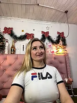 antonella87 online show from December 2024 10:34:02 PM
