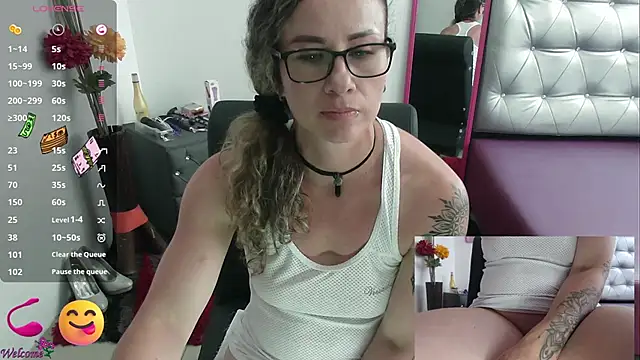 ViickySexy online show from March 2025 07:39:01 PM