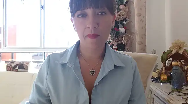 Snapshot of tata_laima__ chatting on December 2024 01:09:02 PM tata laima online show from December 2024 01:09:02 PM