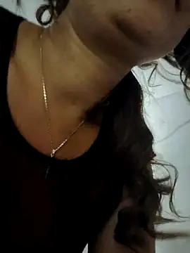 Snapshot of tata_laima__ chatting on September 2025 01:02:01 PM tata laima online show from September 2025 01:02:01 PM