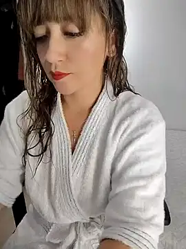 Snapshot of tata_laima__ chatting on October 2025 01:30:02 PM tata laima online show from October 2025 01:30:02 PM