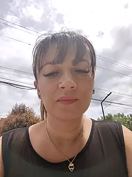 Snapshot of tata_laima__ chatting on October 2025 04:51:02 PM tata laima online show from October 2025 04:51:02 PM