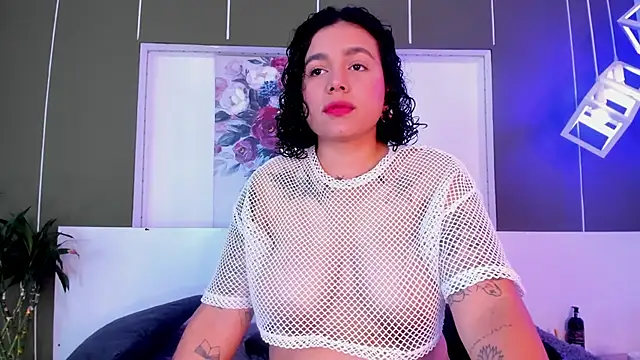 Snapshot of Alexxxholy chatting on February 2025 01:42:01 PM Alexxxholy online show from February 2025 01:42:01 PM