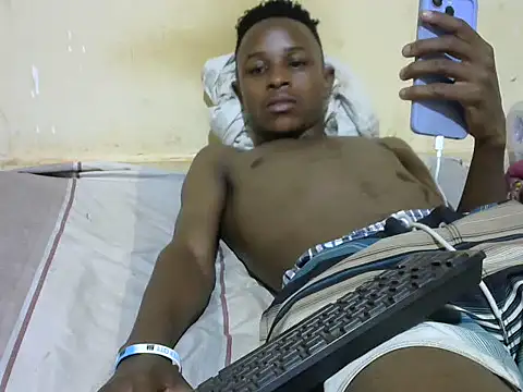 Snapshot of swthairydic chatting on November 2025 08:52:02 PM swthairydic online show from November 2025 08:52:02 PM