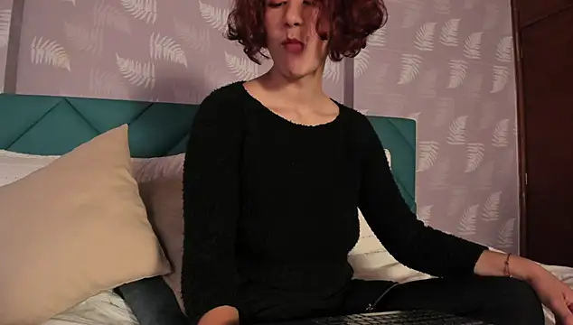 Moony 14 online show from January 2025 03:42:01 PM