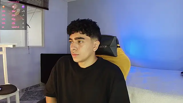 Snapshot of _nickconnor01 chatting on October 2025 09:33:01 PM nickconnor01 online show from October 2025 09:33:01 PM