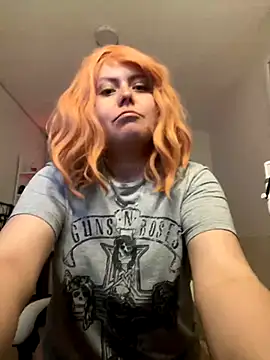 AmandaSLE online show from December 2024 10:39:02 AM