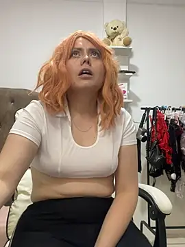 AmandaSLE online show from February 2025 03:39:02 PM