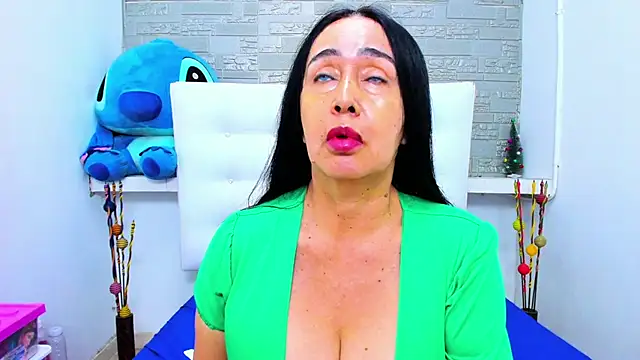 HorniestMilf online show from October 2025 12:20:01 AM