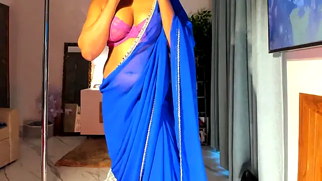 Snapshot of Bad_Girl_Kayra69 chatting on October 2025 11:55:02 AM Bad Girl Kayra69 online show from October 2025 11:55:02 AM