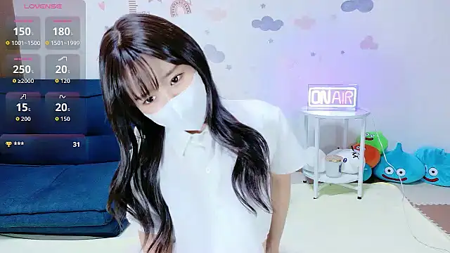 Snapshot of _Iroha_99 chatting on October 2025 01:47:02 AM Iroha 99 online show from October 2025 01:47:02 AM