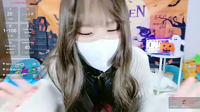 Snapshot of _Iroha_99 chatting on November 2025 02:17:01 PM Iroha 99 online show from November 2025 02:17:01 PM