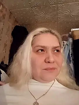 Snapshot of Minna_Jeannie chatting on December 2024 03:40:01 AM Minna Jeannie online show from December 2024 03:40:01 AM