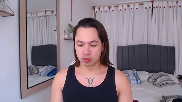 Snapshot of Valerioe chatting on December 2024 02:07:01 PM Valerioe online show from December 2024 02:07:01 PM