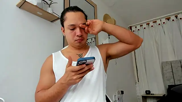 Snapshot of Valerioe chatting on September 2025 01:49:02 PM Valerioe online show from September 2025 01:49:02 PM