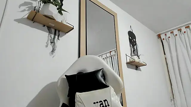 Snapshot of Valerioe chatting on October 2025 08:23:02 AM Valerioe online show from October 2025 08:23:02 AM