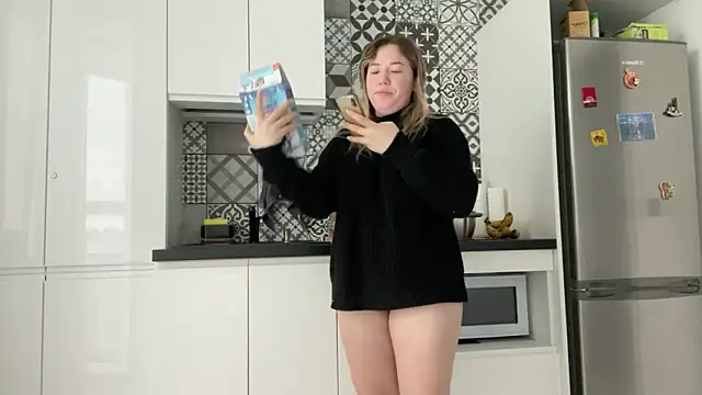 Snapshot of Embersweetbunny chatting on January 2025 10:58:02 AM Embersweetbunny online show from January 2025 10:58:02 AM