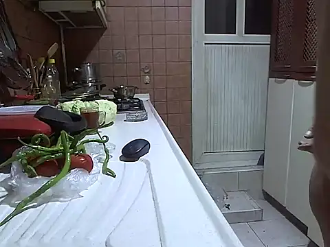 zormen355 online show from October 2025 06:41:02 PM