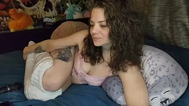 MiaElizabeth online show from March 2025 10:05:01 AM