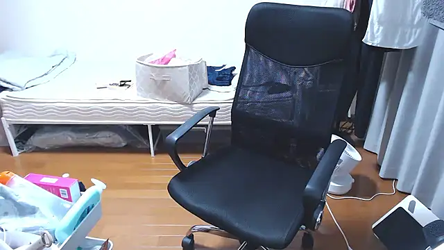 Snapshot of izumi__123 chatting on October 2025 01:43:02 PM izumi 123 online show from October 2025 01:43:02 PM