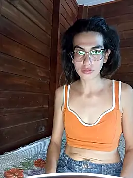 Snapshot of nati2roots chatting on November 2025 05:01:02 PM nati2roots online show from November 2025 05:01:02 PM