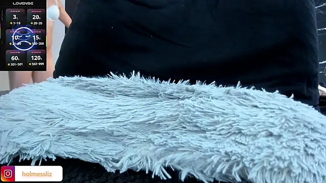 Snapshot of LIZ_HOLMES chatting on March 2025 04:29:02 PM LIZ HOLMES online show from March 2025 04:29:02 PM