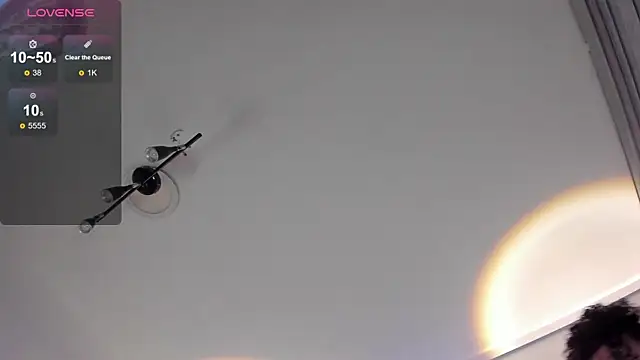 Snapshot of LIZ_HOLMES chatting on September 2025 10:26:01 AM LIZ HOLMES online show from September 2025 10:26:01 AM