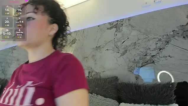 Snapshot of LIZ_HOLMES chatting on October 2025 11:07:01 AM LIZ HOLMES online show from October 2025 11:07:01 AM