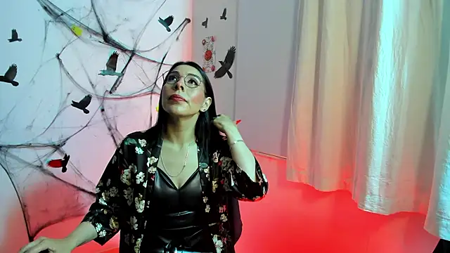 Snapshot of AdelleLennox_cg chatting on November 2025 03:01:02 PM AdelleLennox cg online show from November 2025 03:01:02 PM