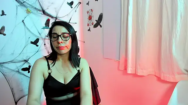 Snapshot of AdelleLennox_cg chatting on November 2025 06:53:01 PM AdelleLennox cg online show from November 2025 06:53:01 PM