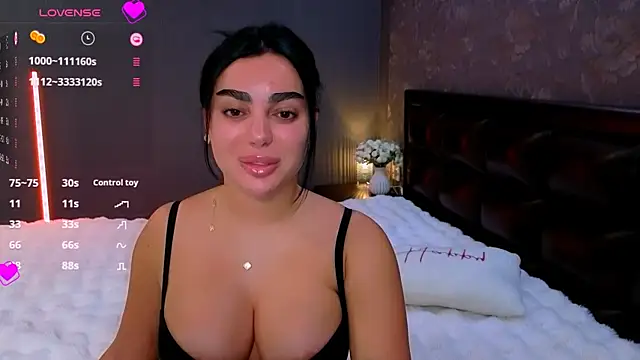 Snapshot of babyleilaa chatting on September 2025 11:26:01 AM babyleilaa online show from September 2025 11:26:01 AM