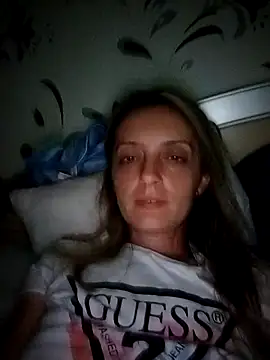 Snapshot of SophyGirl chatting on October 2025 07:45:01 PM SophyGirl online show from October 2025 07:45:01 PM