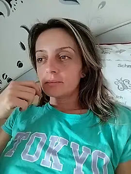 Snapshot of SophyGirl chatting on October 2025 12:37:02 PM SophyGirl online show from October 2025 12:37:02 PM