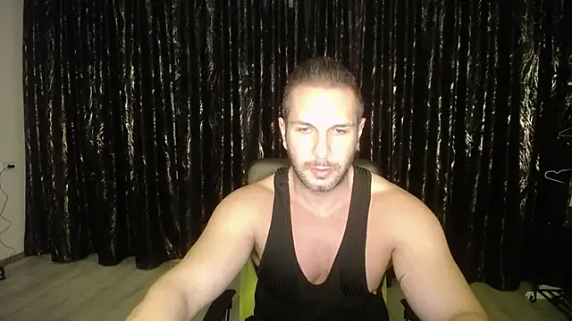 HotterLrgDom online show from January 2025 11:27:01 PM