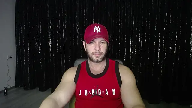 HotterLrgDom online show from January 2025 01:31:02 AM