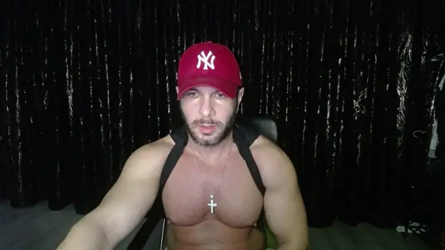 HotterLrgDom online show from January 2025 03:22:01 PM