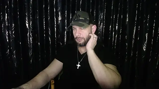 HotterLrgDom online show from February 2025 11:06:01 PM