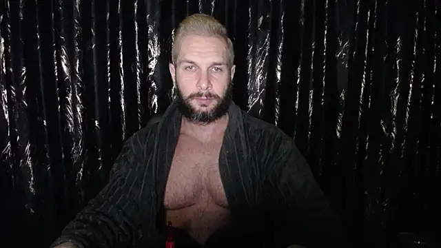 HotterLrgDom online show from February 2025 08:55:02 PM