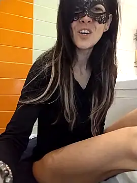 EmySkinny85 online show from December 2024 09:29:02 PM