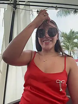 Snapshot of Rose-euphoria chatting on November 2025 01:46:01 PM Rose-euphoria online show from November 2025 01:46:01 PM