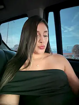 Snapshot of Rose-euphoria chatting on November 2025 09:58:01 PM Rose-euphoria online show from November 2025 09:58:01 PM