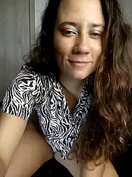 lovely kitt online show from January 2025 05:56:01 AM