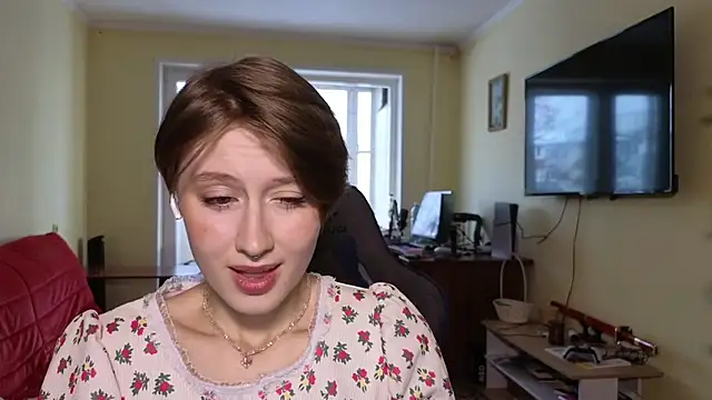 Snapshot of MalvinaBlum chatting on November 2025 03:49:01 AM MalvinaBlum online show from November 2025 03:49:01 AM