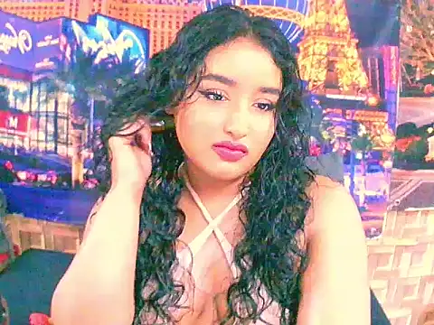 Snapshot of IndianAngel4u chatting on October 2025 05:28:01 AM IndianAngel4u online show from October 2025 05:28:01 AM