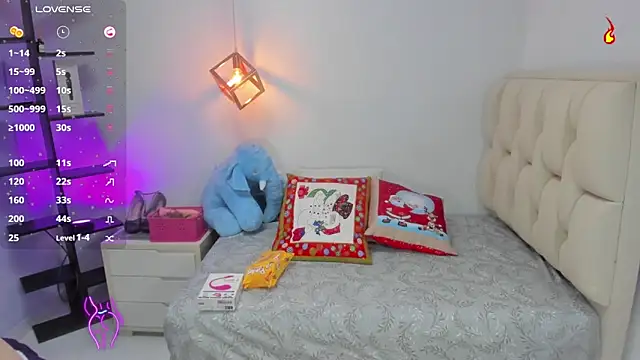 nailah love1 online show from December 2024 12:27:01 PM