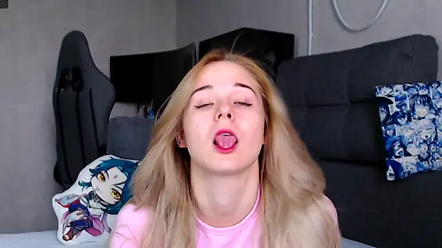 CassidyKiss online show from October 2025 09:32:01 AM