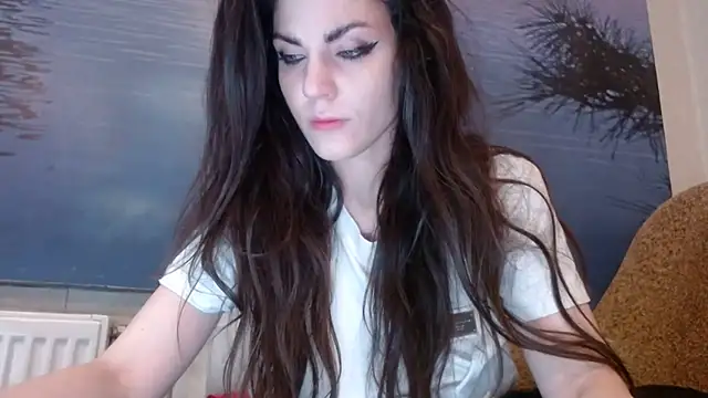 Snapshot of AliceTailor chatting on March 2025 07:28:01 PM AliceTailor online show from March 2025 07:28:01 PM