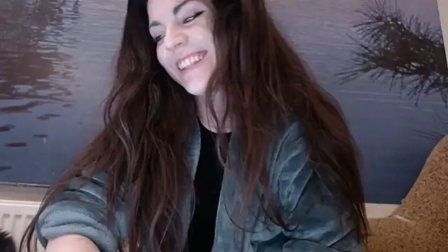 Snapshot of AliceTailor chatting on March 2025 05:11:02 AM AliceTailor online show from March 2025 05:11:02 AM