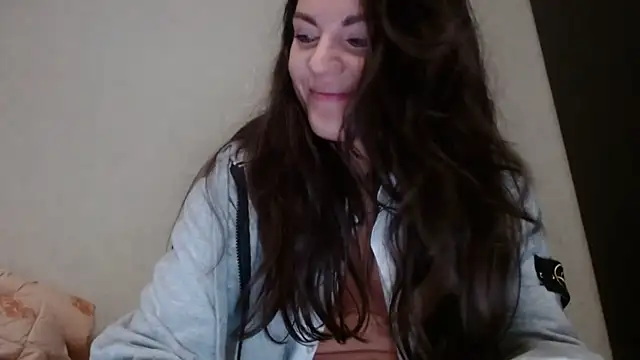 Snapshot of AliceTailor chatting on October 2025 03:56:01 AM AliceTailor online show from October 2025 03:56:01 AM